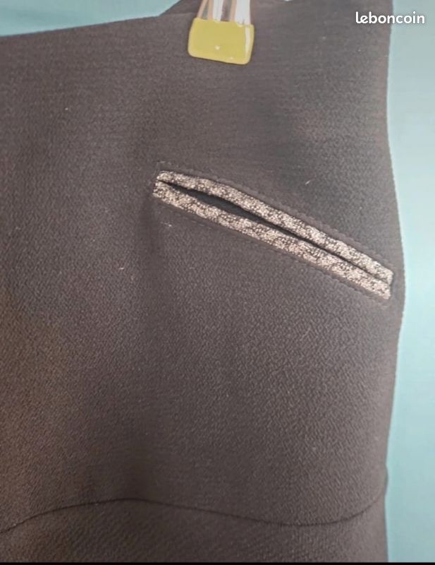 Jupe noir luizon taille 2 soit du M (image 2)
