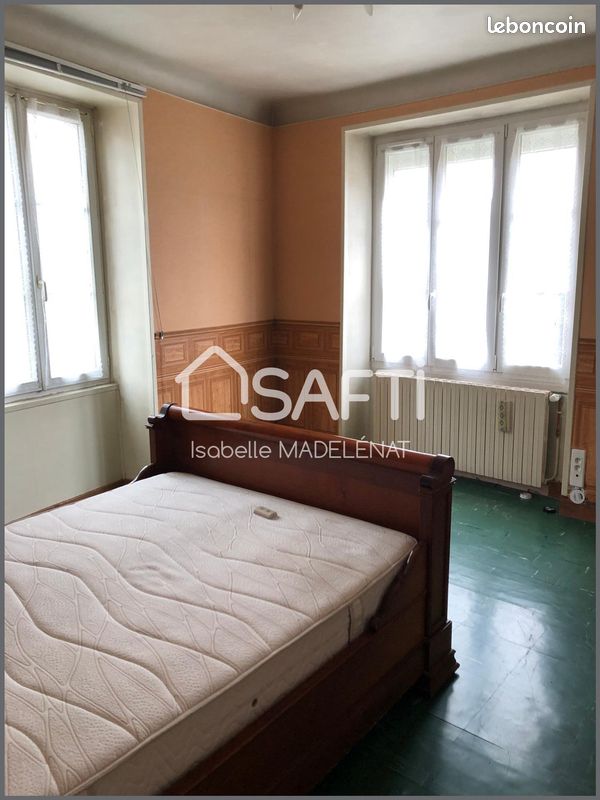 Maison de ville 6 pièces 170 m² - Confolens 16500 (image principale 4)