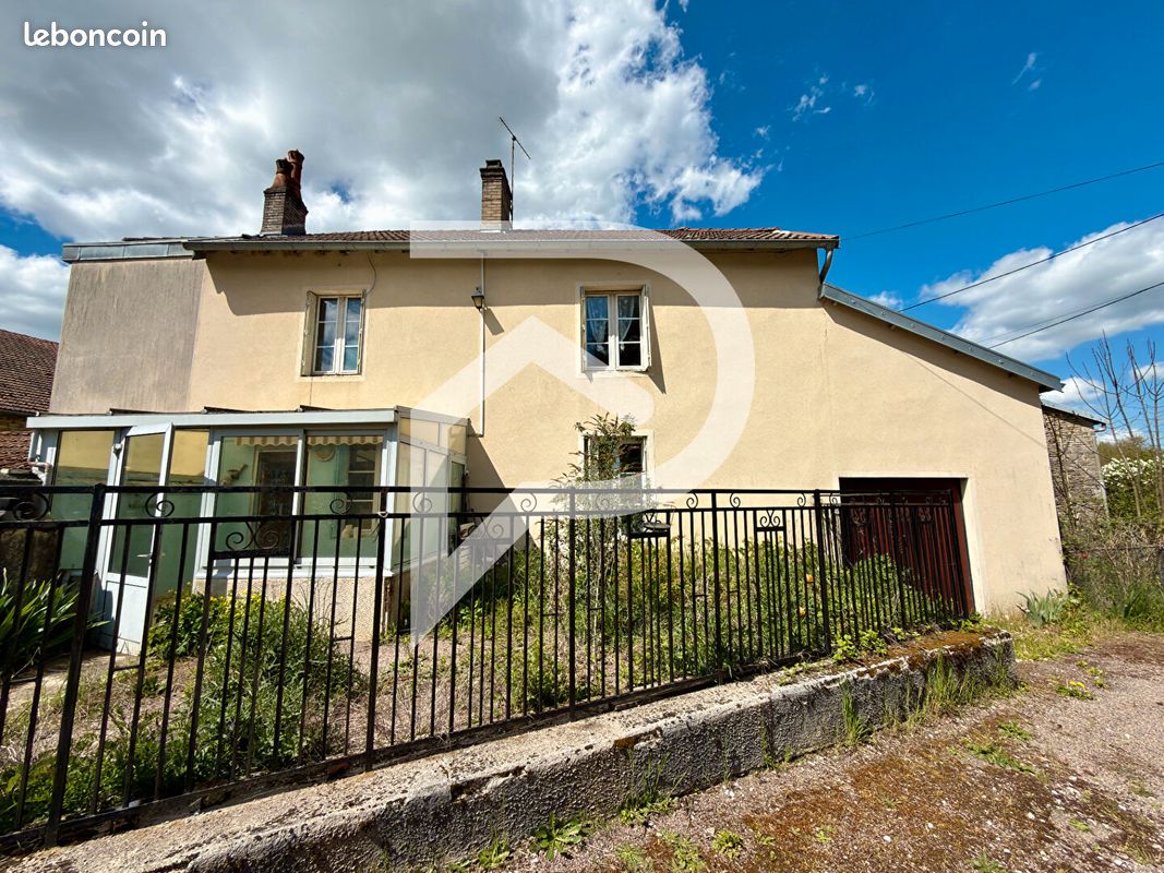 Maison 4 pièces 155 m² · à Belmont · 155 m² · 56 000 €