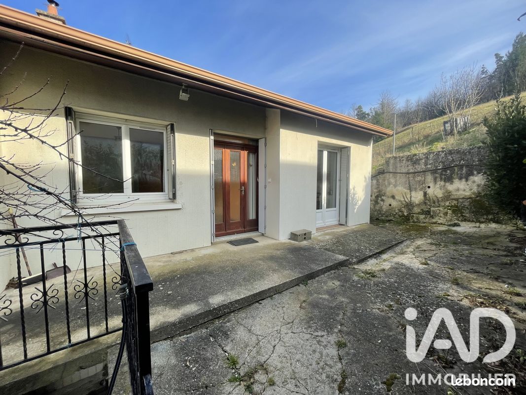 Maison 4 pièces 94 m² · à Satillieu · 94 m² · 129 000 €