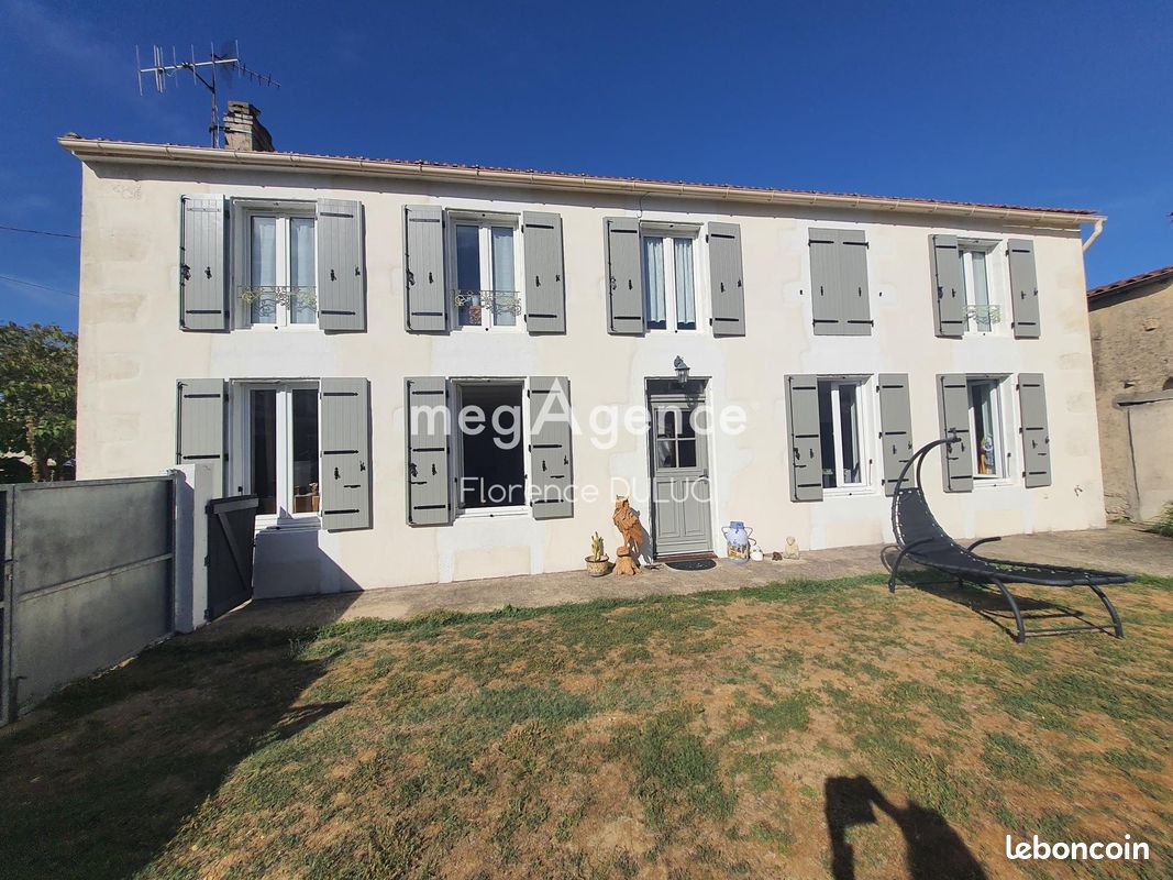 Maison 6 pièces 169 m² · à Ciré-d'Aunis · 169 m² · 312 000 €