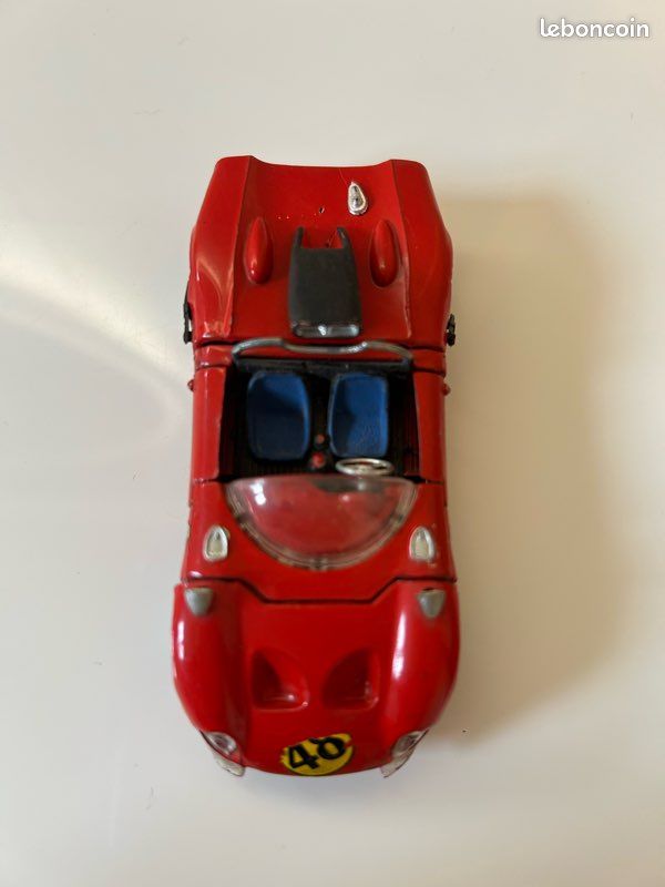 Mercury 1/43 Alfa Romeo 33 #1 Rouge - Voiture Miniature Vintage Tôle