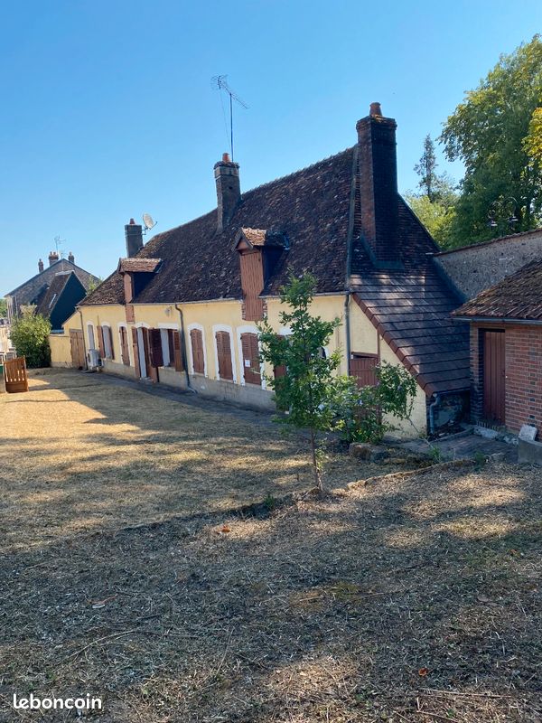 Maison 4 pièces 110 m² · à Saint-Fargeau · 110 m² · 65 000 €