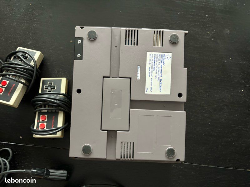 Console Nintendo nes + 2 manettes officielles (image 8)