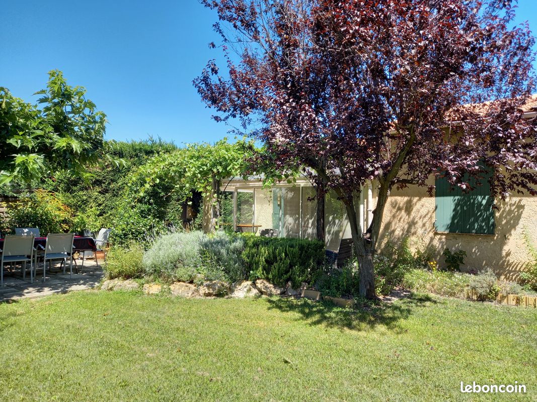 Location (image 10)