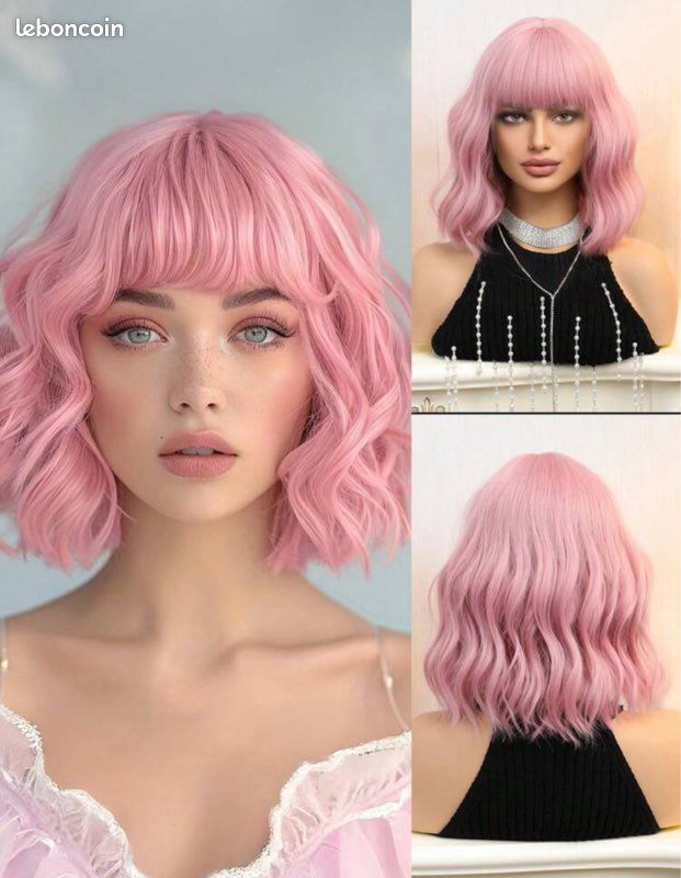 Perruque Synthétique Rose Courte Ondulée Avec Frange - Taille De Bonnet Moyen + 4 Bonnets Inclus - Neuve