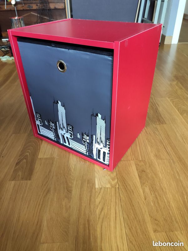 Cube de rangeemnt et pouf (image 1)