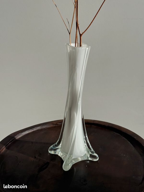 Vase soliflore blanc en verre (image 9)