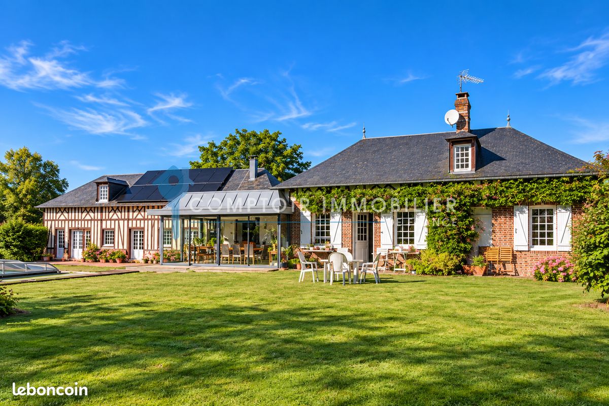 Maison 7 pièces 225 m² · à La Ferrière-sur-Risle · 225 m² · 565 000 €