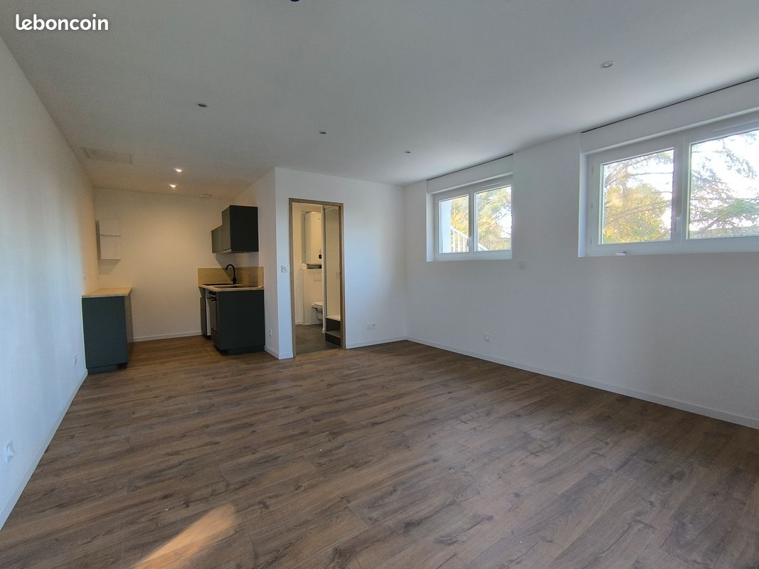 Appartement 2 pièces 42 m² · à Saint-Pierre-de-Chandieu · 41,5 m² · 183 000 €