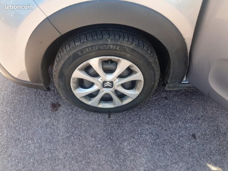 Citroen C3 1.2 PureTech 83ch S&S YOU (image 11)