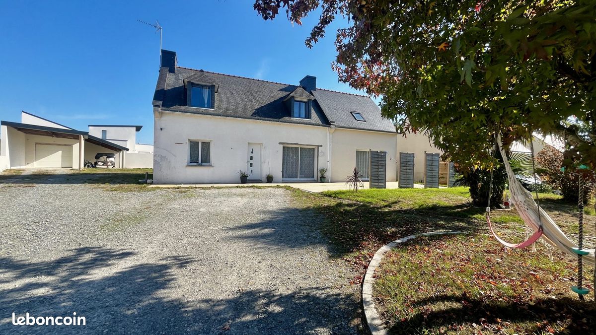 Maison 8 pièces 160 m² · à Péaule · 160 m² · 312 000 €