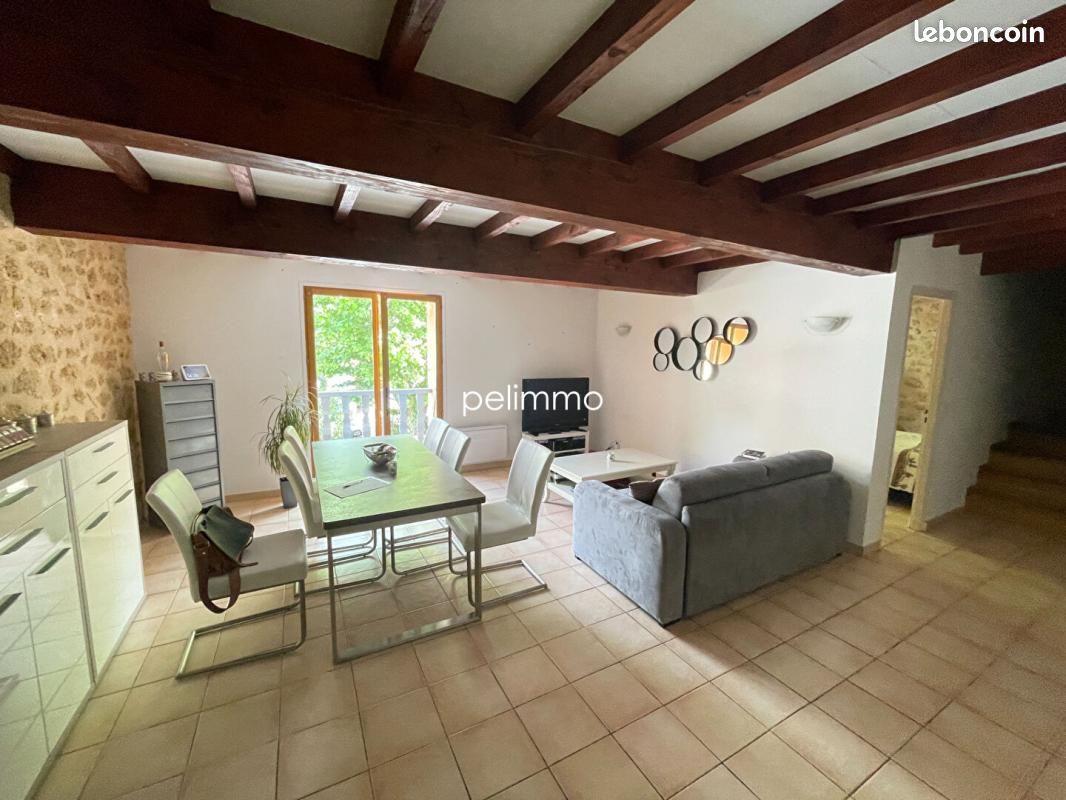 Appartement 4 pièces 84 m² · à Salon-de-Provence · 84 m² · 952 €/mois