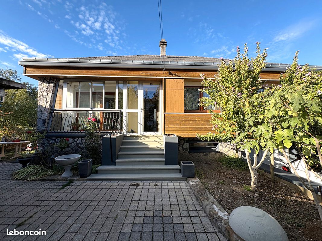 Maison 6 pièces 93 m² · à Charleville-Mézières · 93 m² · 229 900 €