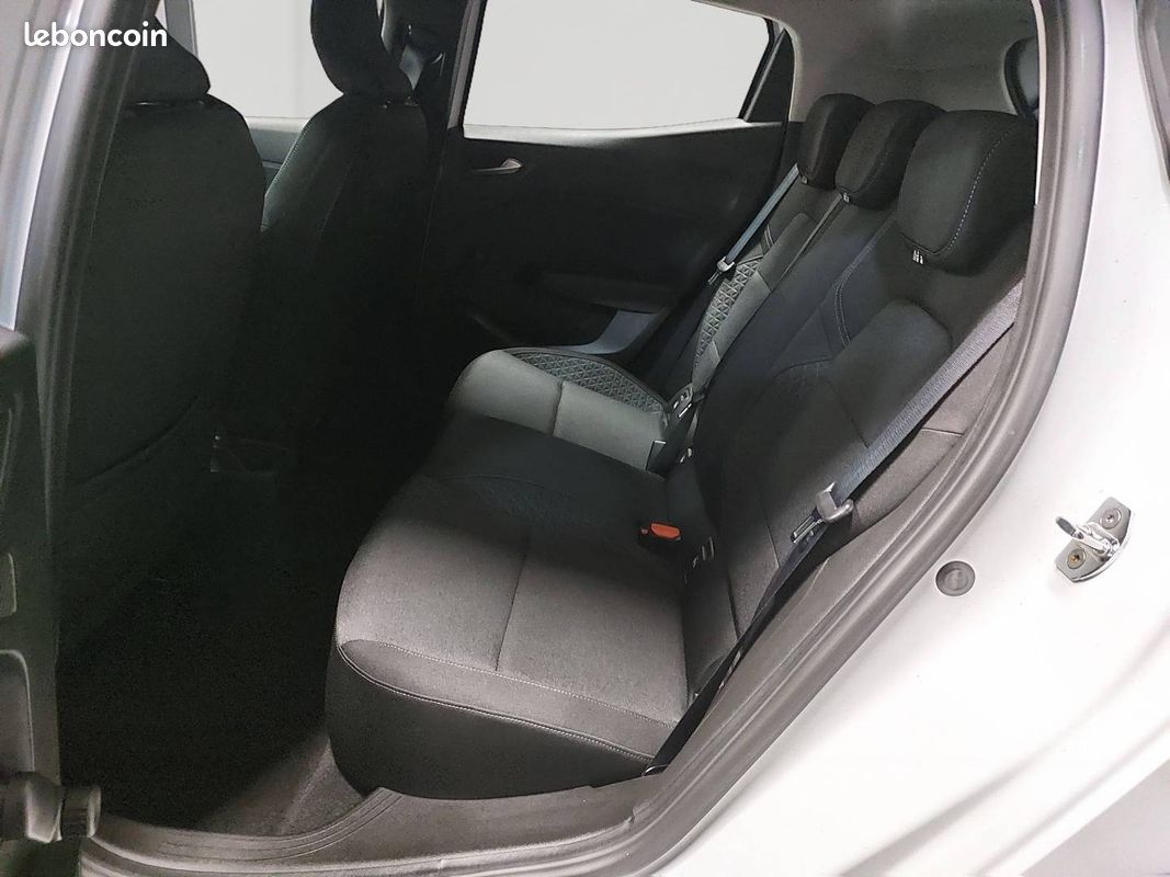 RENAULT Clio Blue dCi 85 Business (image 13)
