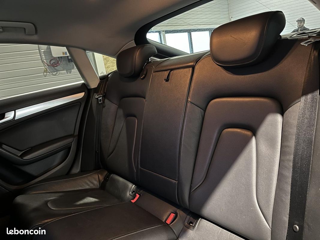 AUDI A5 Sportback 2.0 TDI - 143ch - Ambition Luxe - CAMERA DE RECUL (image 10)