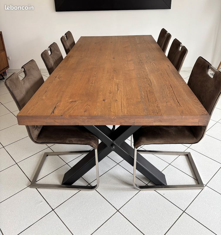 Table salle à manger et chaises (image 2)