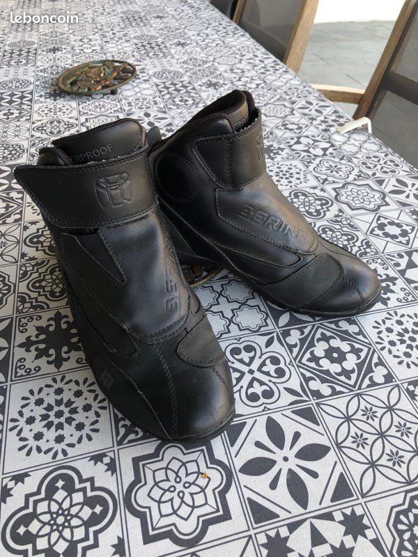 Chaussures moto femme Béring Équipement moto