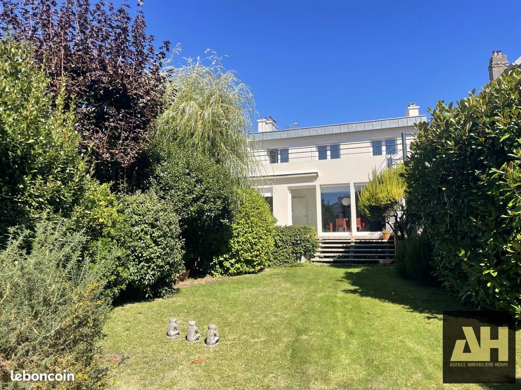 Maison 8 pièces 160 m² · à Brest · 160 m² · 522 000 €