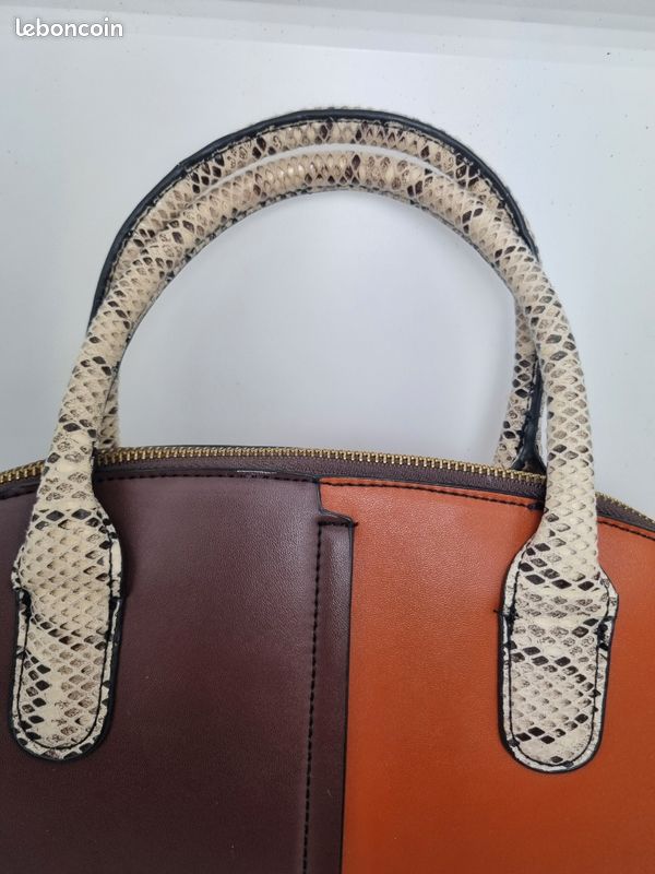 Sac à main M&S Collection marron cognac anses effet serpent (image 10)