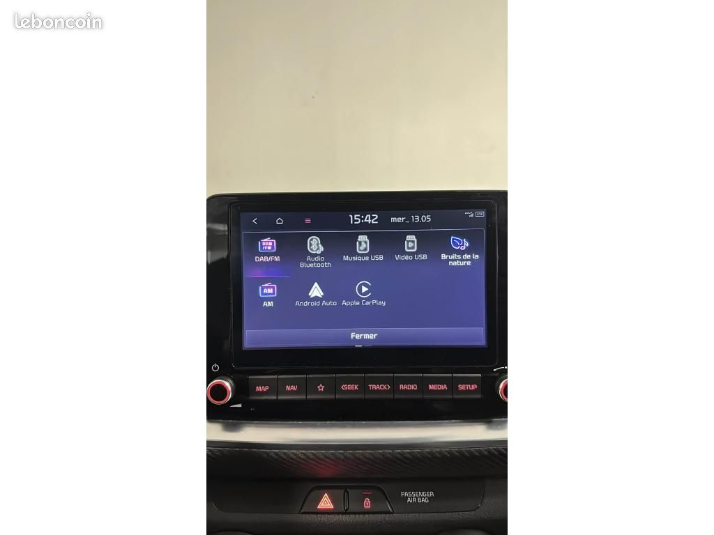 KIA STONIC 1.0 T-GDI MHEV - 120 DCT7 GT Line Premium (image 21)
