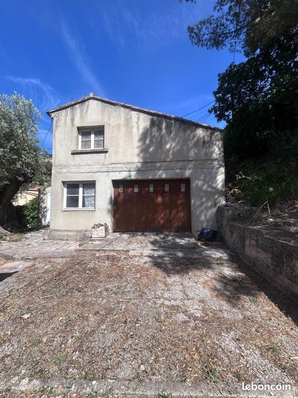 Maison 4 pièces 90 m² · au Revest-les-Eaux · 90 m² · 250 000 €