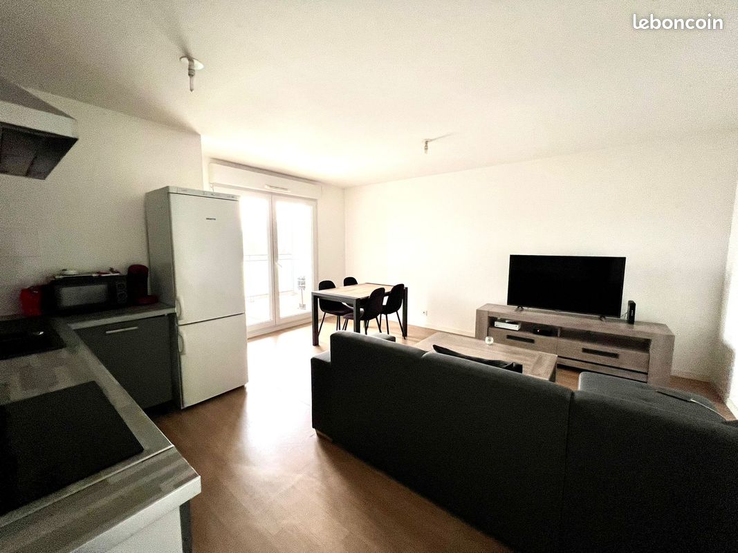 T2 44 m² avec balcon et parking privatif — Saint-Herblain (image 5)