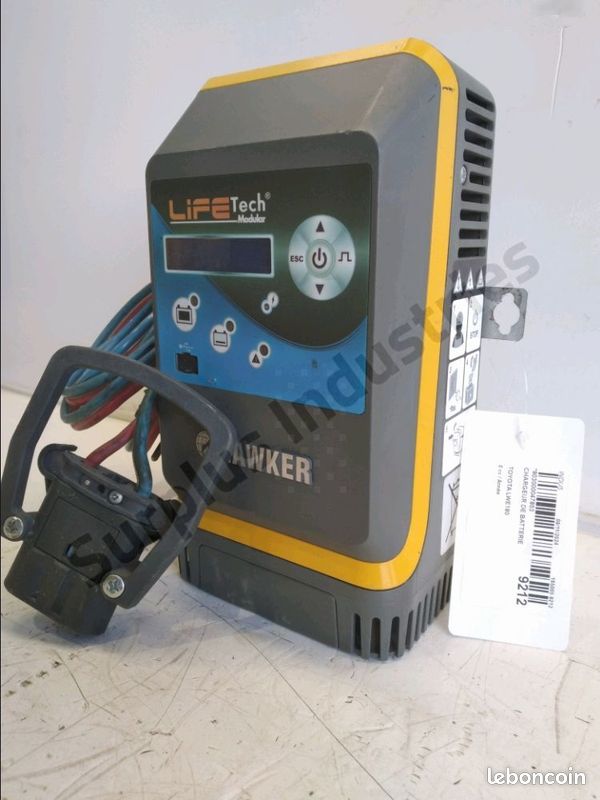 Chargeur de Batterie HAWKER 24V-36Ah (image 2)