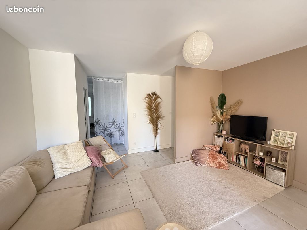 Appartement 4 pièces 97 m² · à Genas · 97 m² · 420 000 €