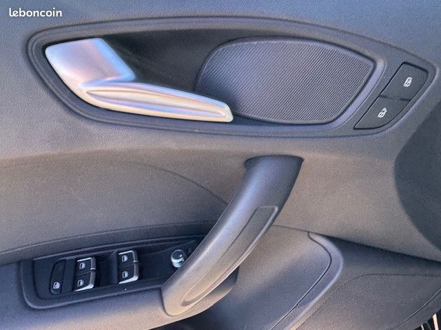 Audi A1 Sportback Business Line S-tronic, radar de recul, gps etc... (image 23)