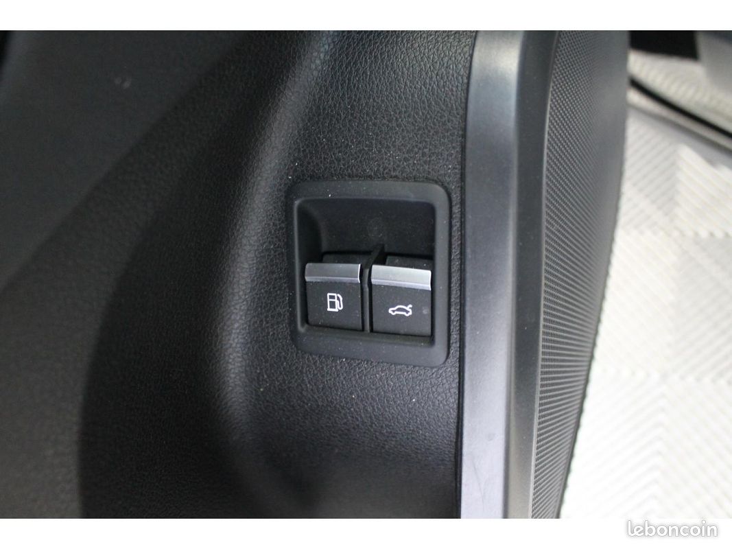 AUDI Q5 Quattro S-tronic Business Executive / Drive select / Garantie (image 29)