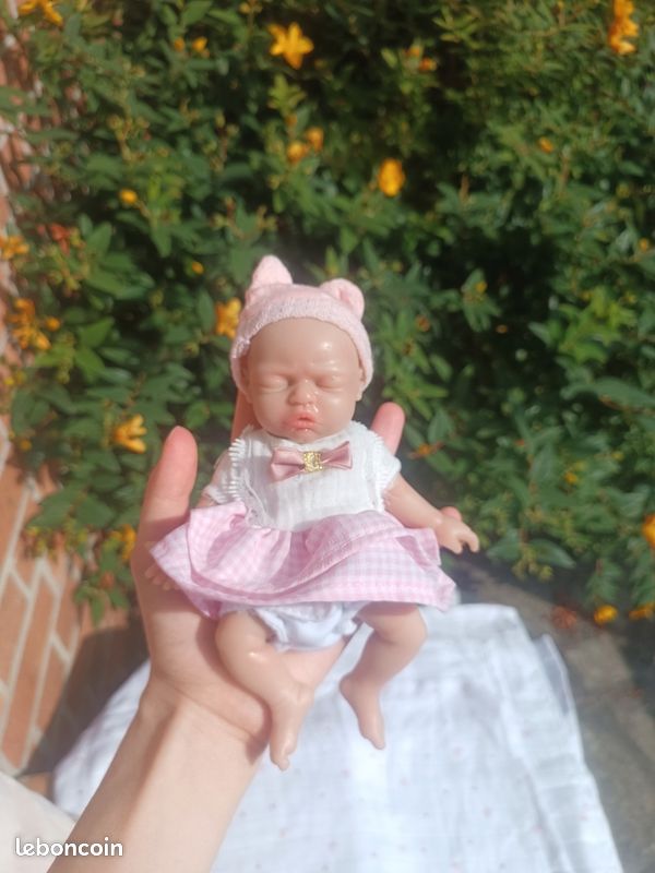 Mini bébé reborn full silicone 20cm-250g (image 8)