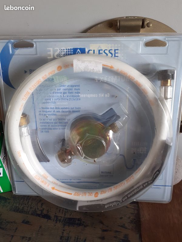Détendeur et Flexible Butane-Propane (image 1)