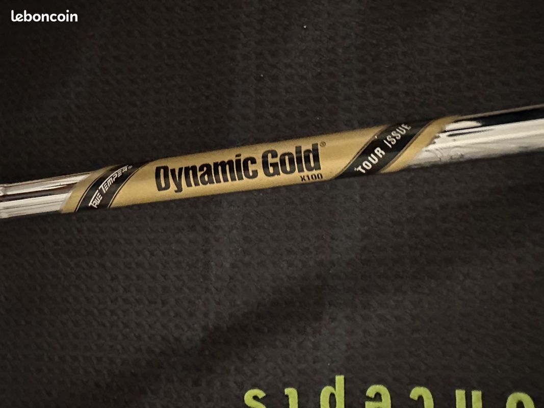 Personnalisez votre Taylormade P730 Iron avec Mauritius