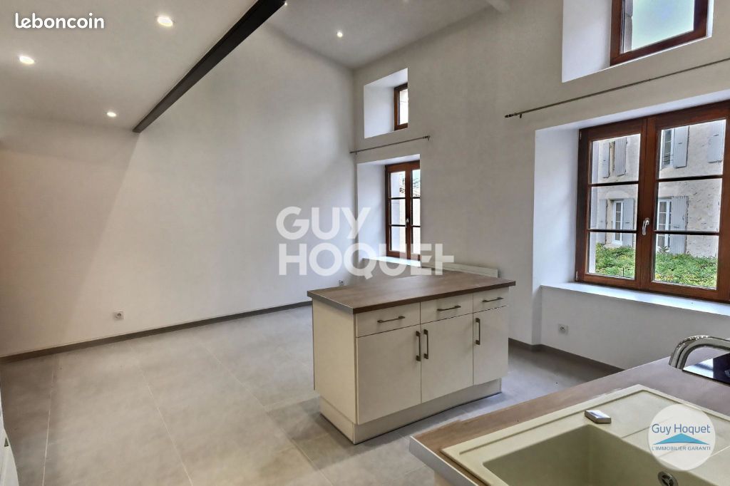 Appartement 5 pièces 93 m² · à Mirmande · 93 m² · 798 €/mois