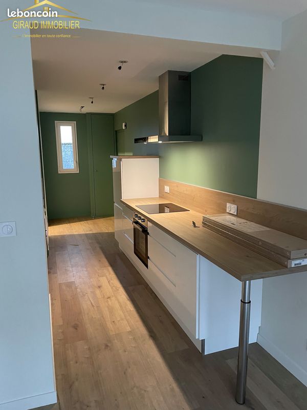 Appartement 3 pièces 48 m² · à Roanne · 48 m² · 595 €