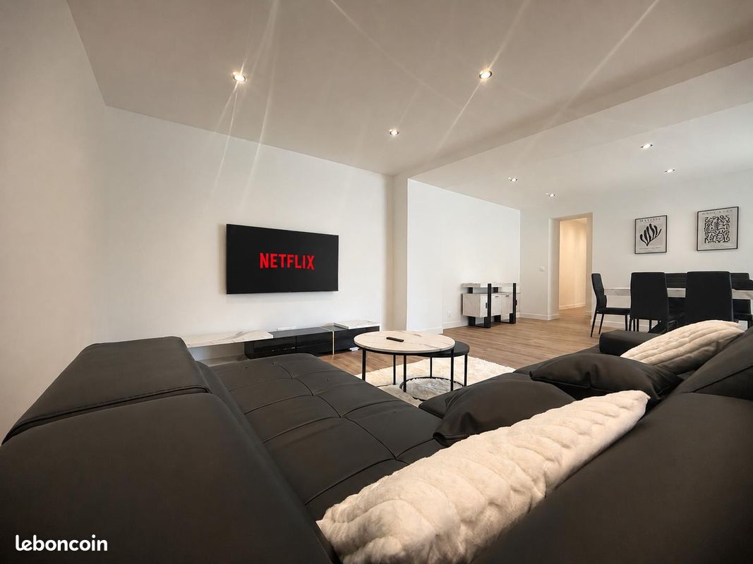Appartement 3 pièces 82 m² · à Viry-Châtillon · 82 m² · 1 350 €