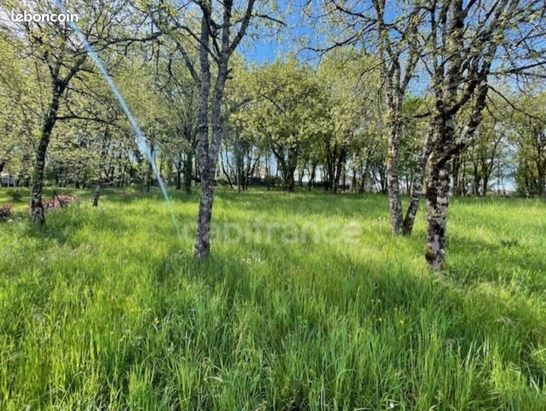 Terrain 1710 m² · à Martel · 49 900 €