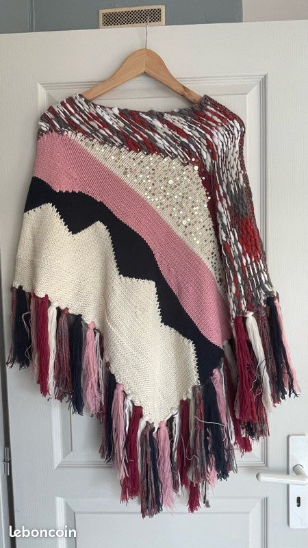 Lot D'écharpes Assorties – Femme, Bandana, Polyester, Couleurs Variées, Neuves Sans étiquette