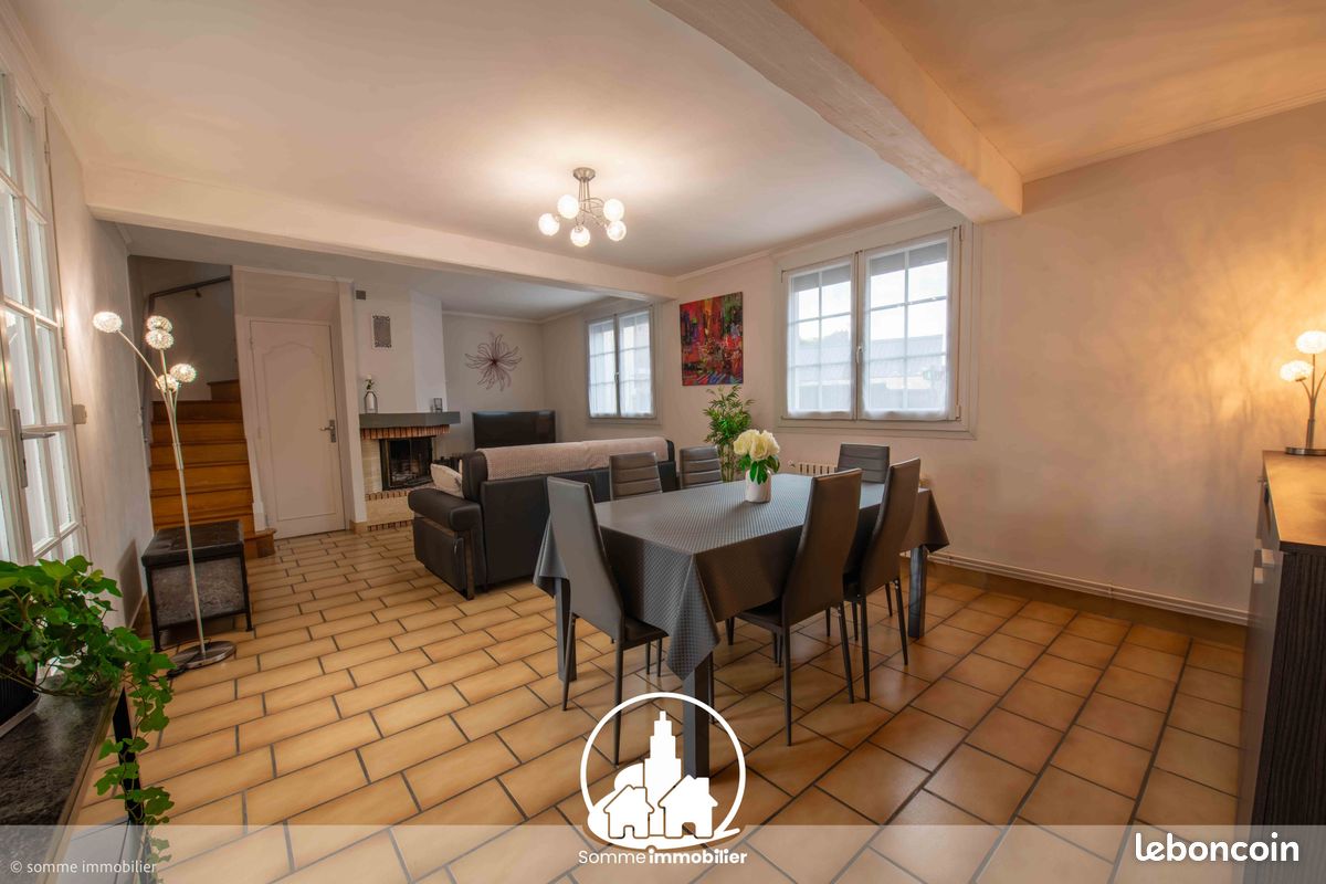 Maison 4 pièces 101 m² · à Pont-de-Metz · 101 m² · 262 000 €