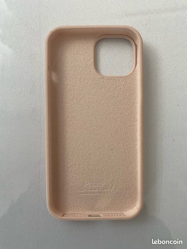 Coque iPhone 15 rose pale (image 2)