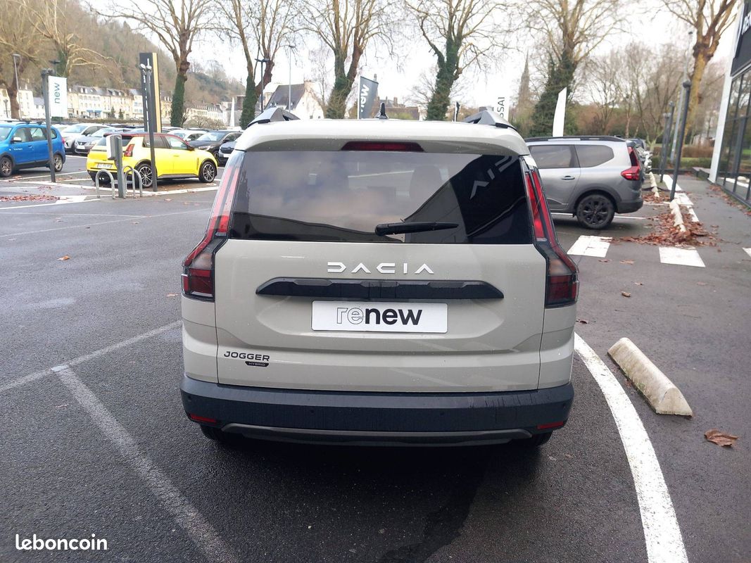 DACIA Jogger Hybrid 155 7 places Journey (image 4)