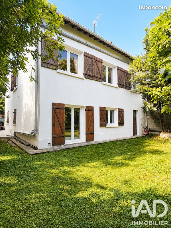 Maison 7 pièces 178 m² · à Sucy-en-Brie · 178 m² · 560 000 €
