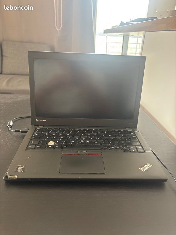 Lenovo ThinkPad X250 (image 1)