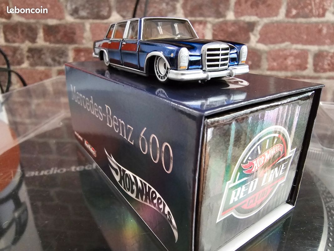 Hot Wheels 1964 Mercedes-Benz 600
RLC 600
RLC Exclusive 1964 Mercedes-BenzHot Wheels Collectors
RLC Exclusive 1964 Mercedes-Benz 600 600Hot Wheels Collectors
RLC Exclusive 1964 Mercedes-Benz 600 (image 3)