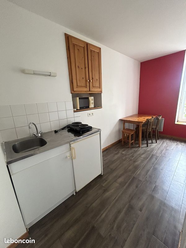 Appartement 1 pièce 20 m² · à Mayenne · 20 m² · 300 €/mois