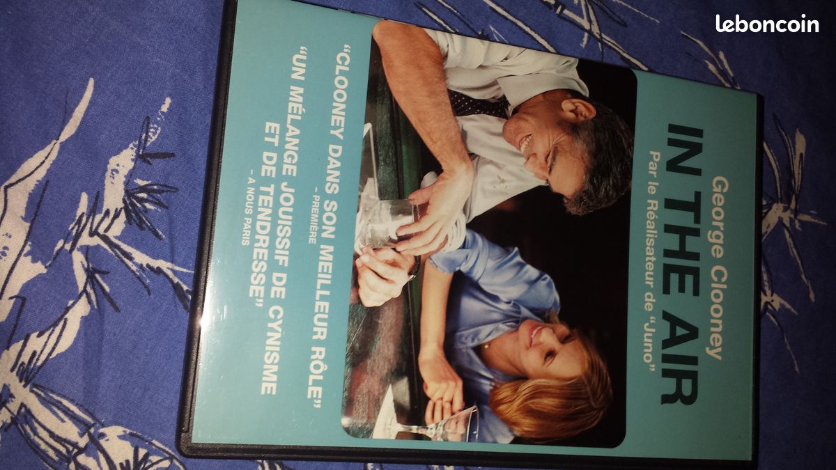 Dvd in the air (image 1)