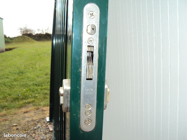 Portail métallique (image 2)