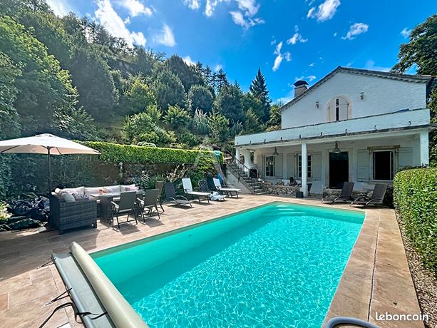 Maison 6 pièces 135 m²