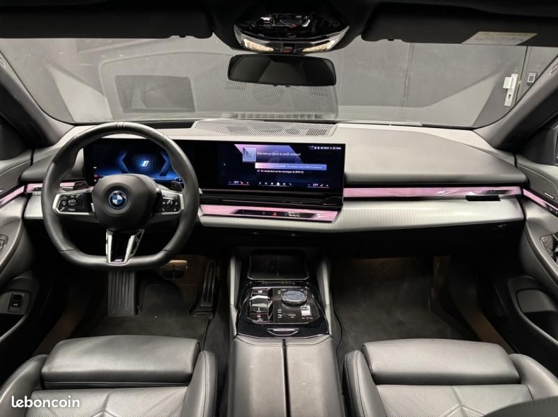 Bmw Série 5 Touring 530e 299ch M Sport xDrive (image 13)